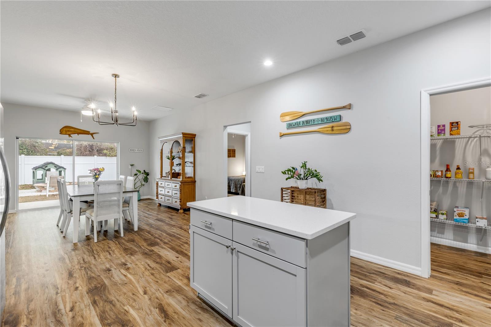 Image 17 of 58 For 3330 Willow Oak Drive