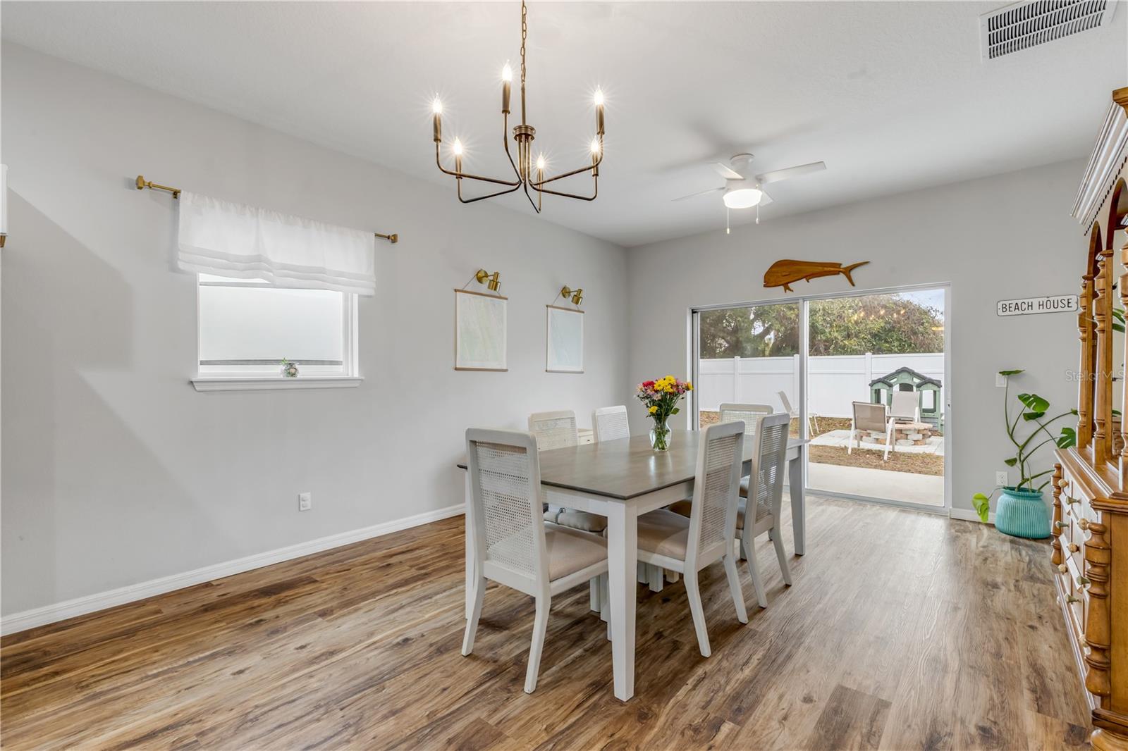 Image 22 of 58 For 3330 Willow Oak Drive