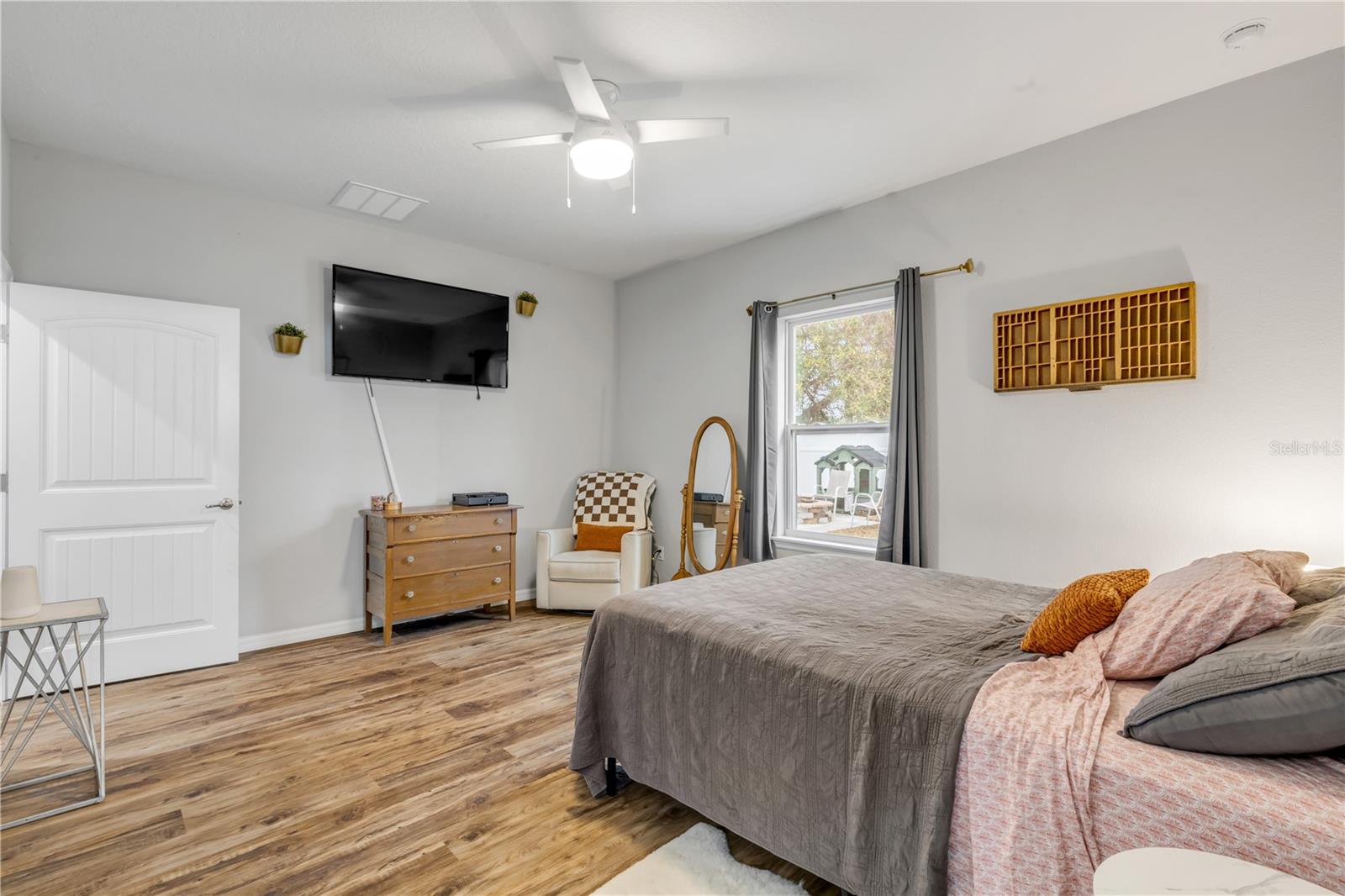 Image 34 of 58 For 3330 Willow Oak Drive