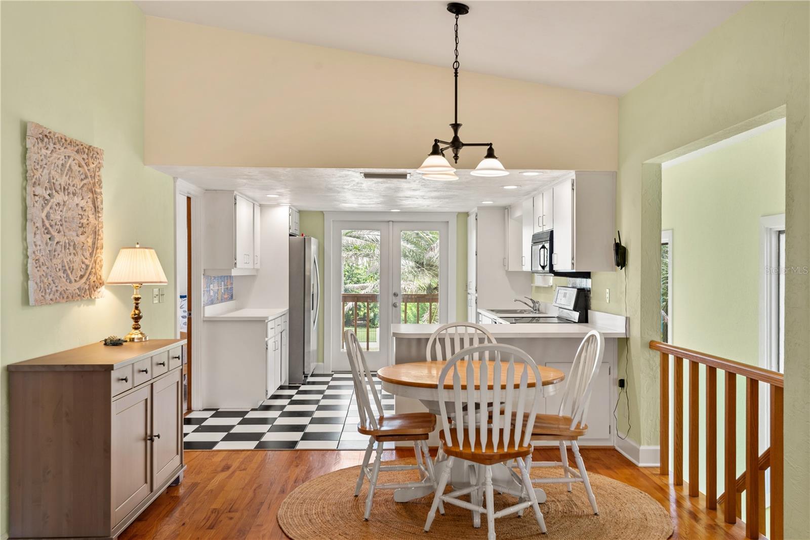 Image 18 of 42 For 6956 Turtlemound Road