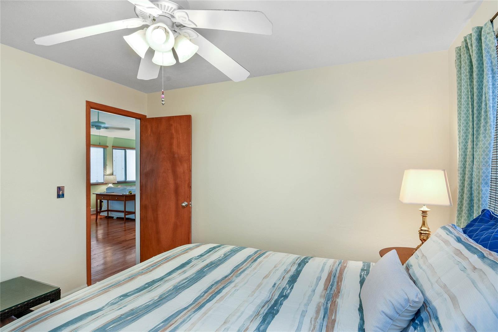 Image 33 of 42 For 6956 Turtlemound Road