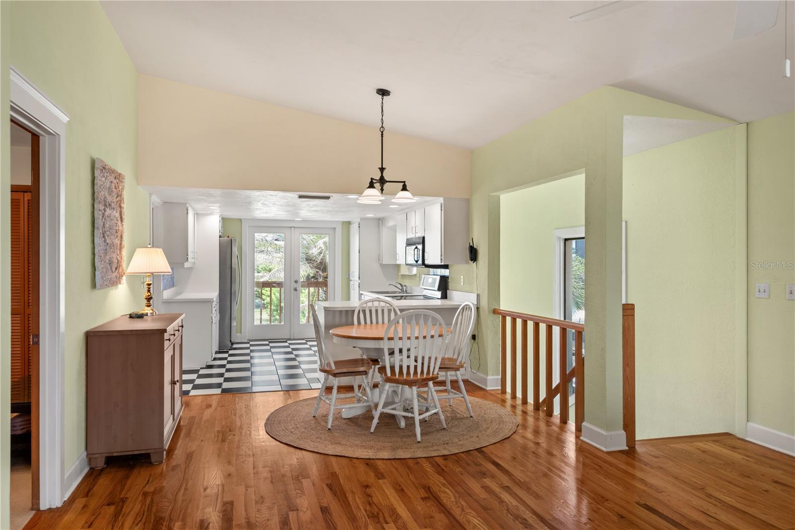 Image 6 of 42 For 6956 Turtlemound Road