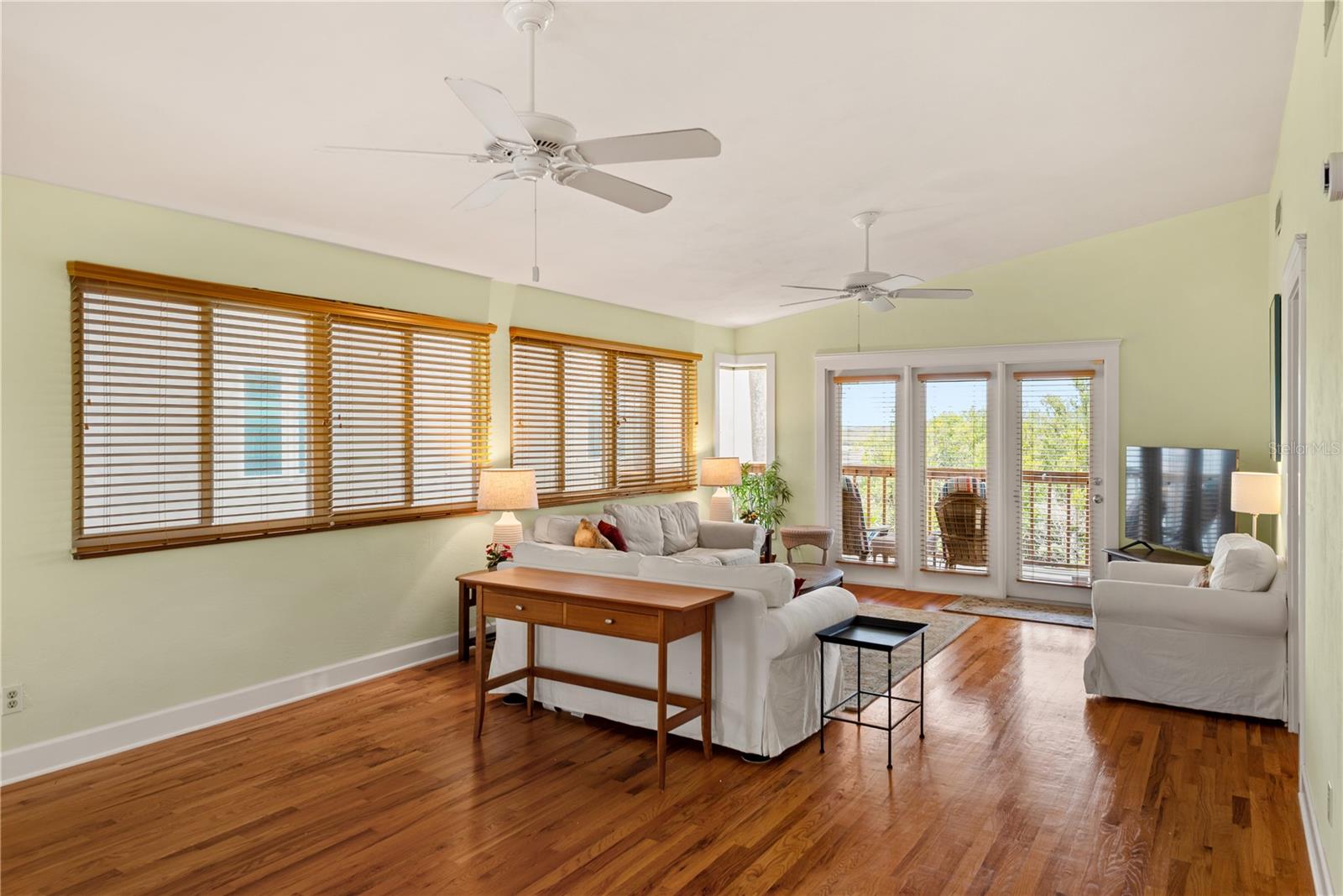 Image 7 of 42 For 6956 Turtlemound Road