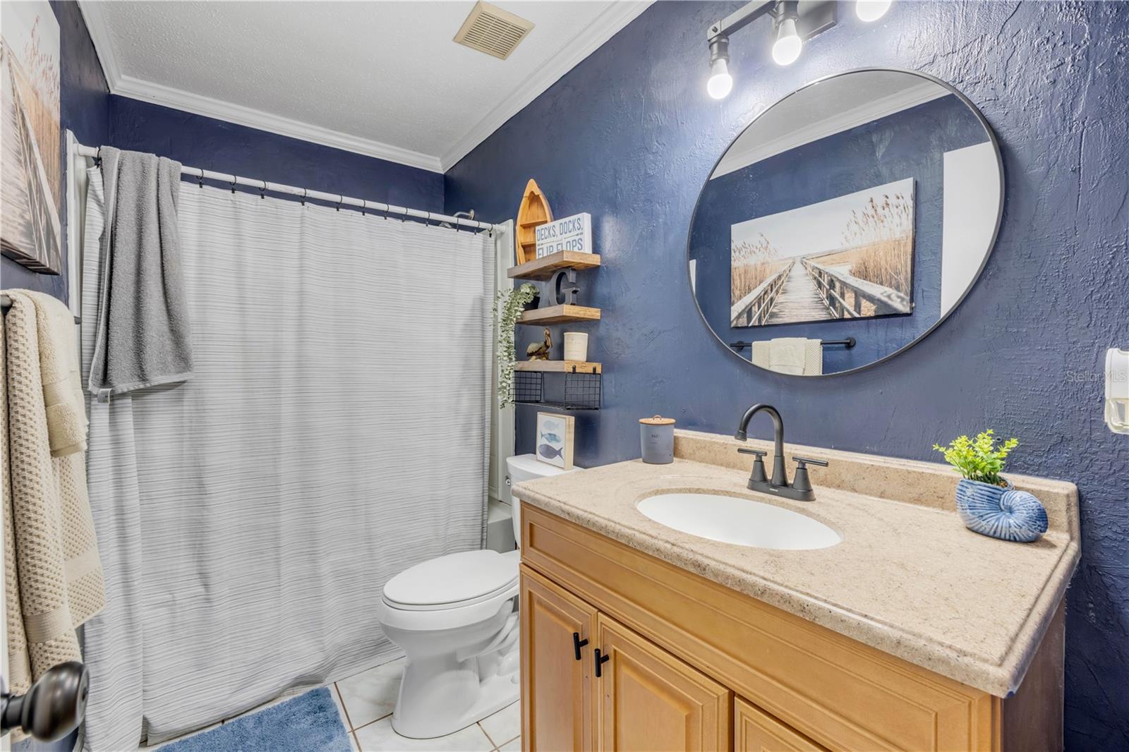 Image 17 of 27 For 2503 Royal Palm Drive