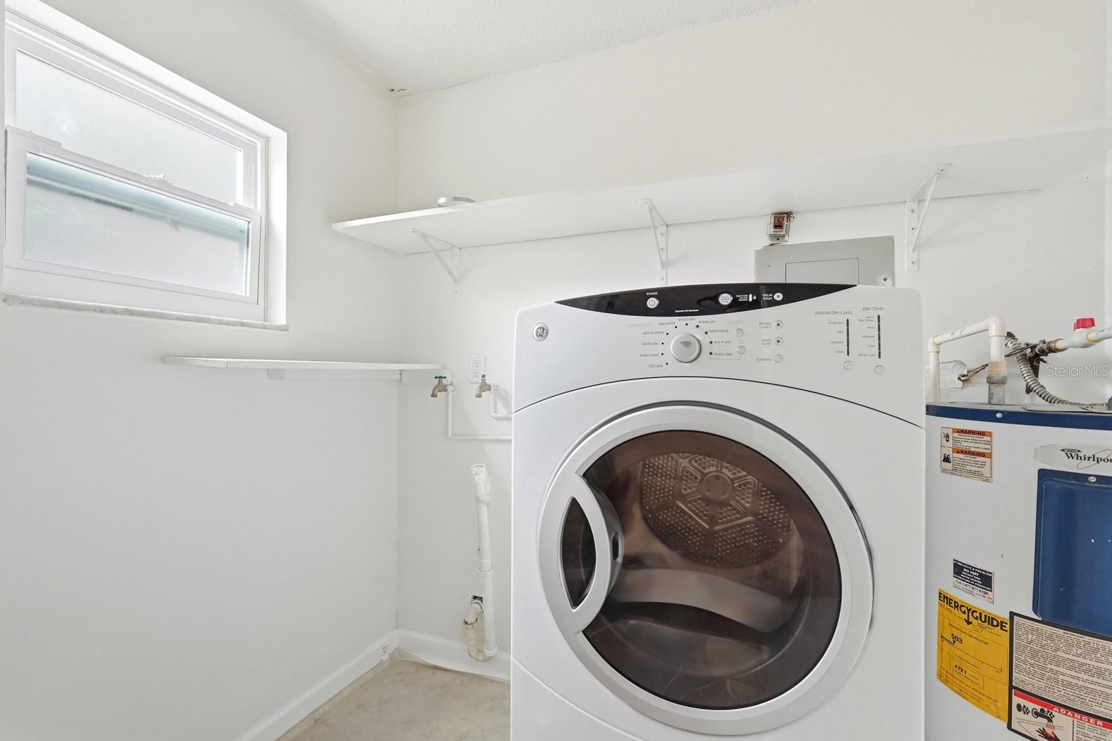 Image 24 of 41 For 805 Louisville Street