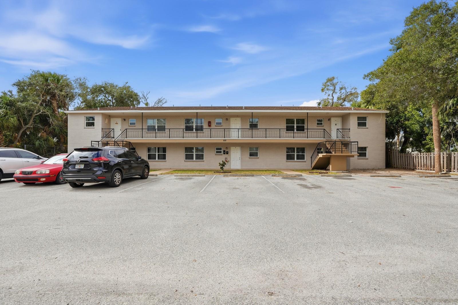 Image 6 of 41 For 805 Louisville Street