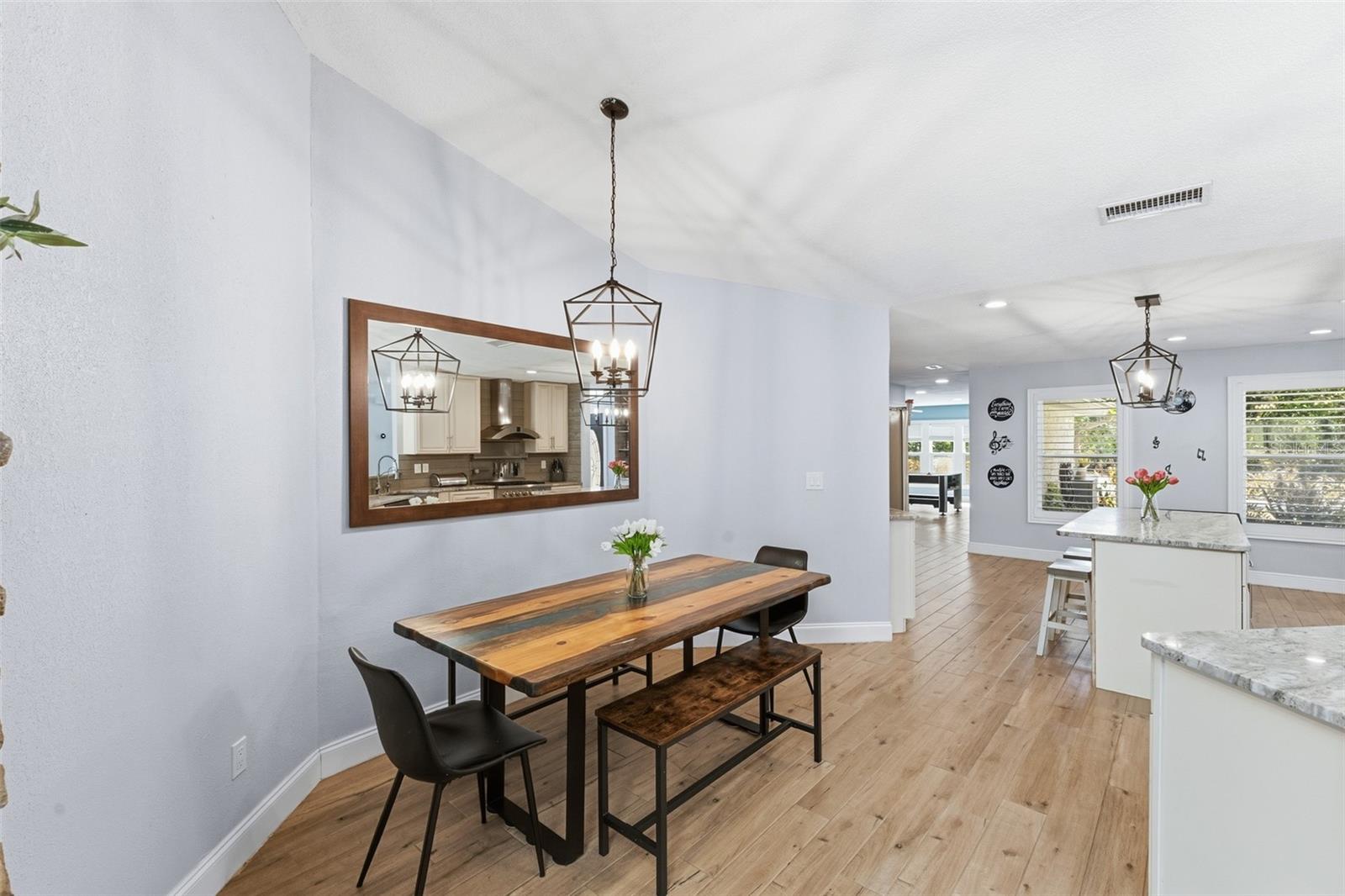 Image 19 of 100 For 717 Breckenridge Drive