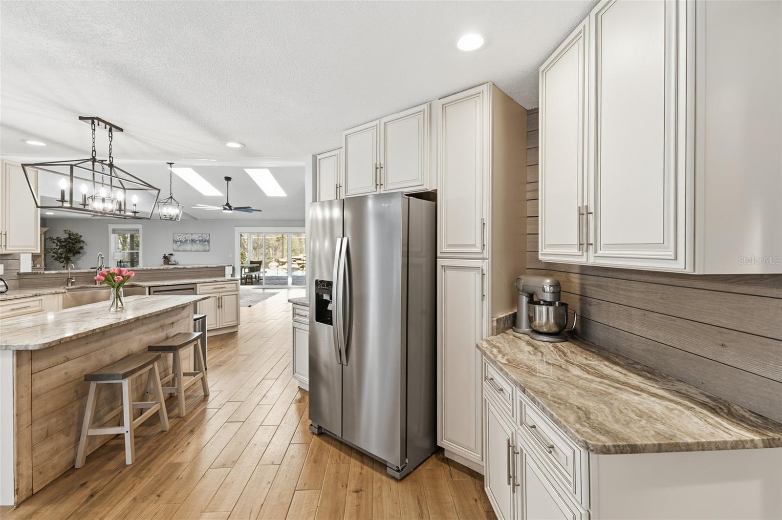 Image 28 of 100 For 717 Breckenridge Drive