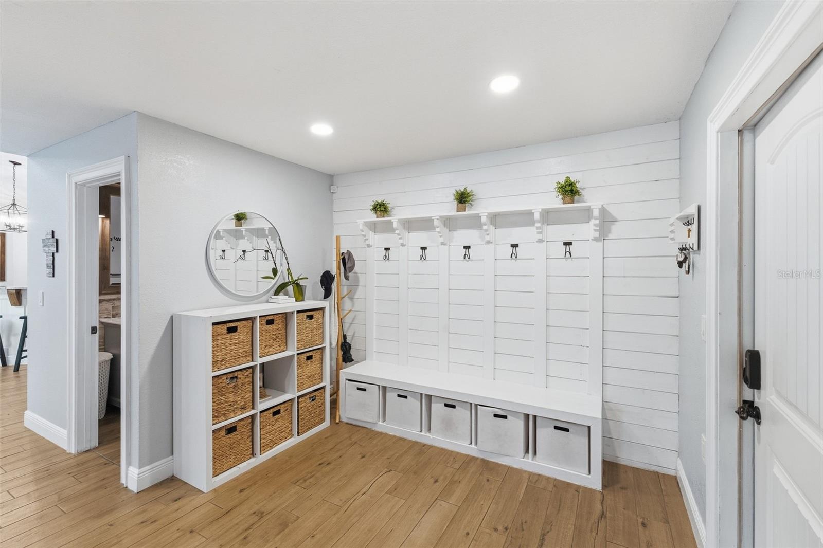 Image 35 of 100 For 717 Breckenridge Drive