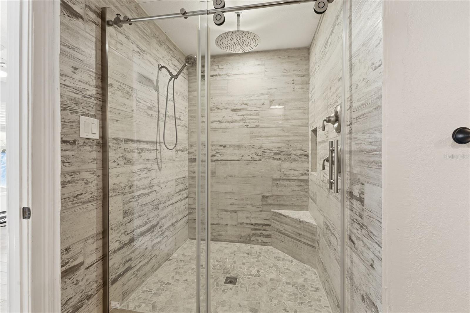 Image 39 of 100 For 717 Breckenridge Drive