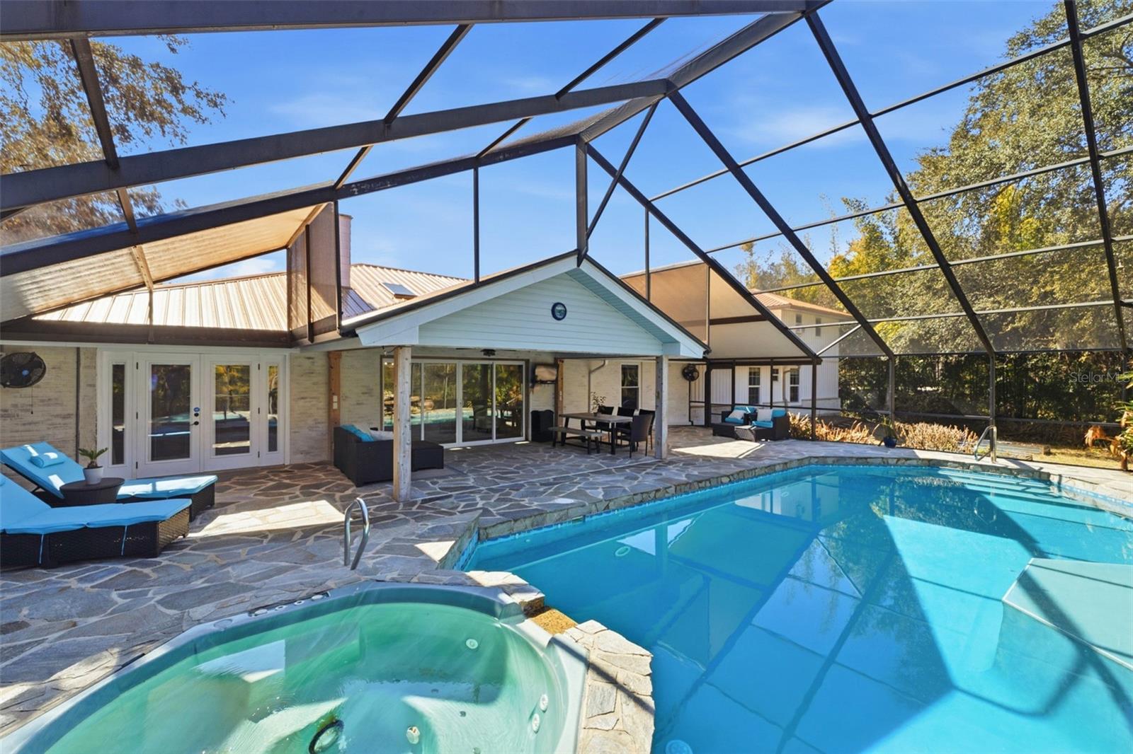 Image 4 of 100 For 717 Breckenridge Drive