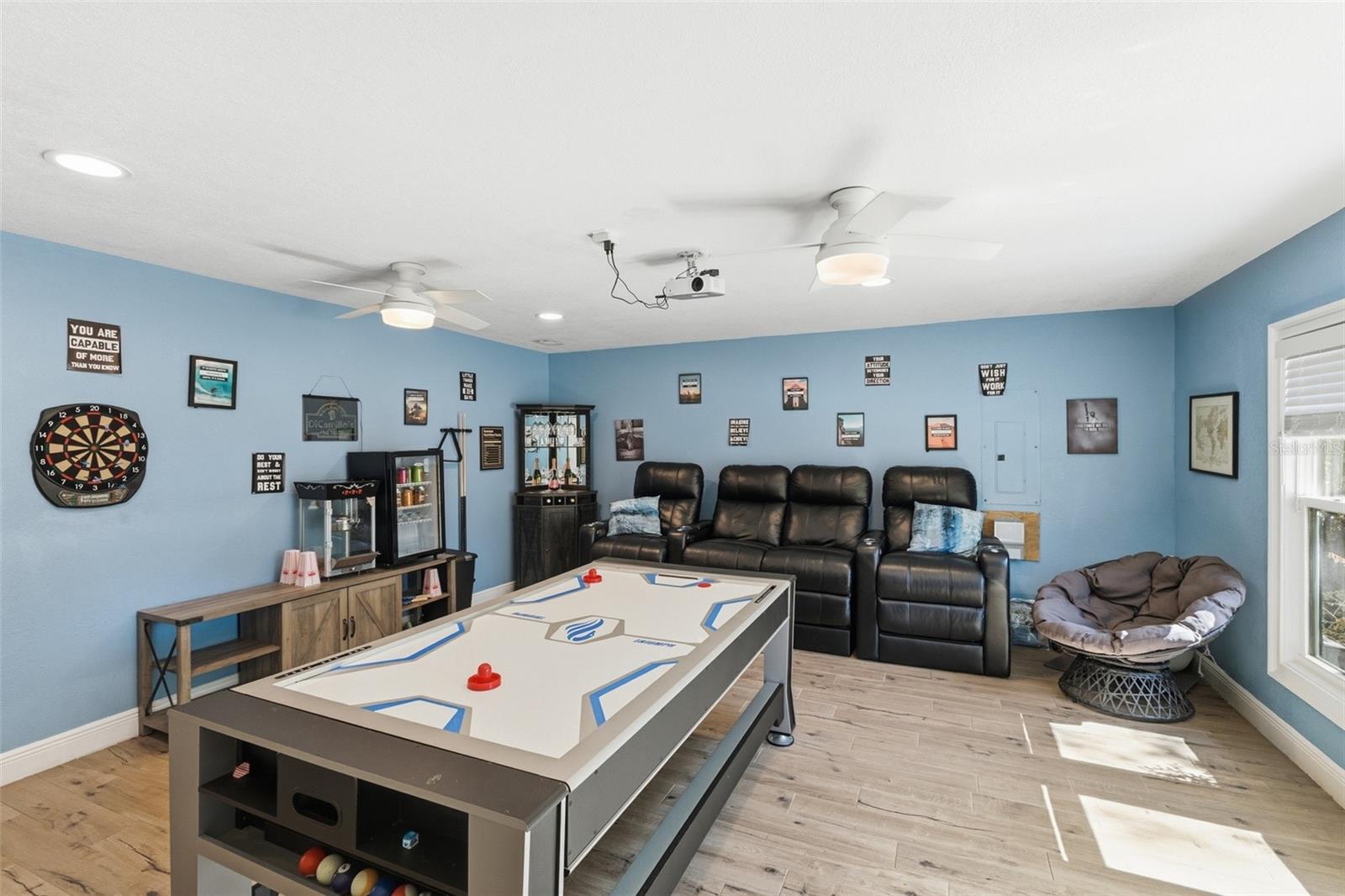 Image 44 of 100 For 717 Breckenridge Drive