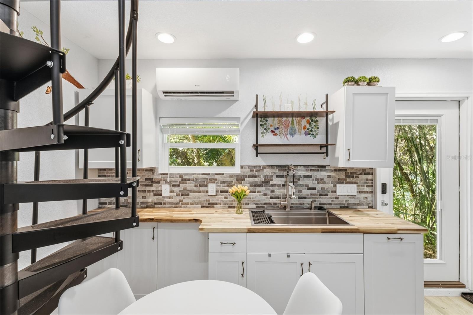 Image 68 of 100 For 717 Breckenridge Drive