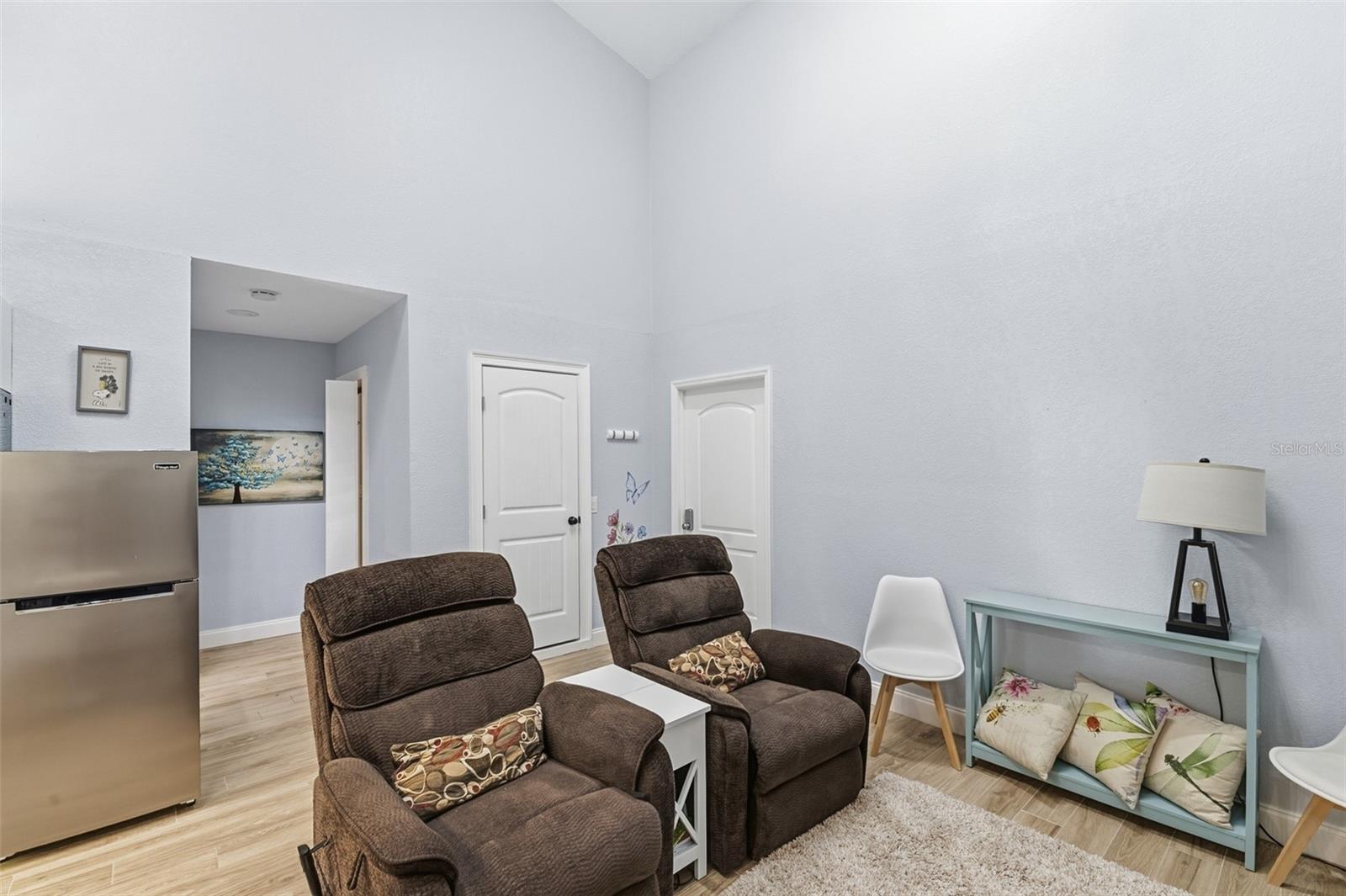 Image 69 of 100 For 717 Breckenridge Drive