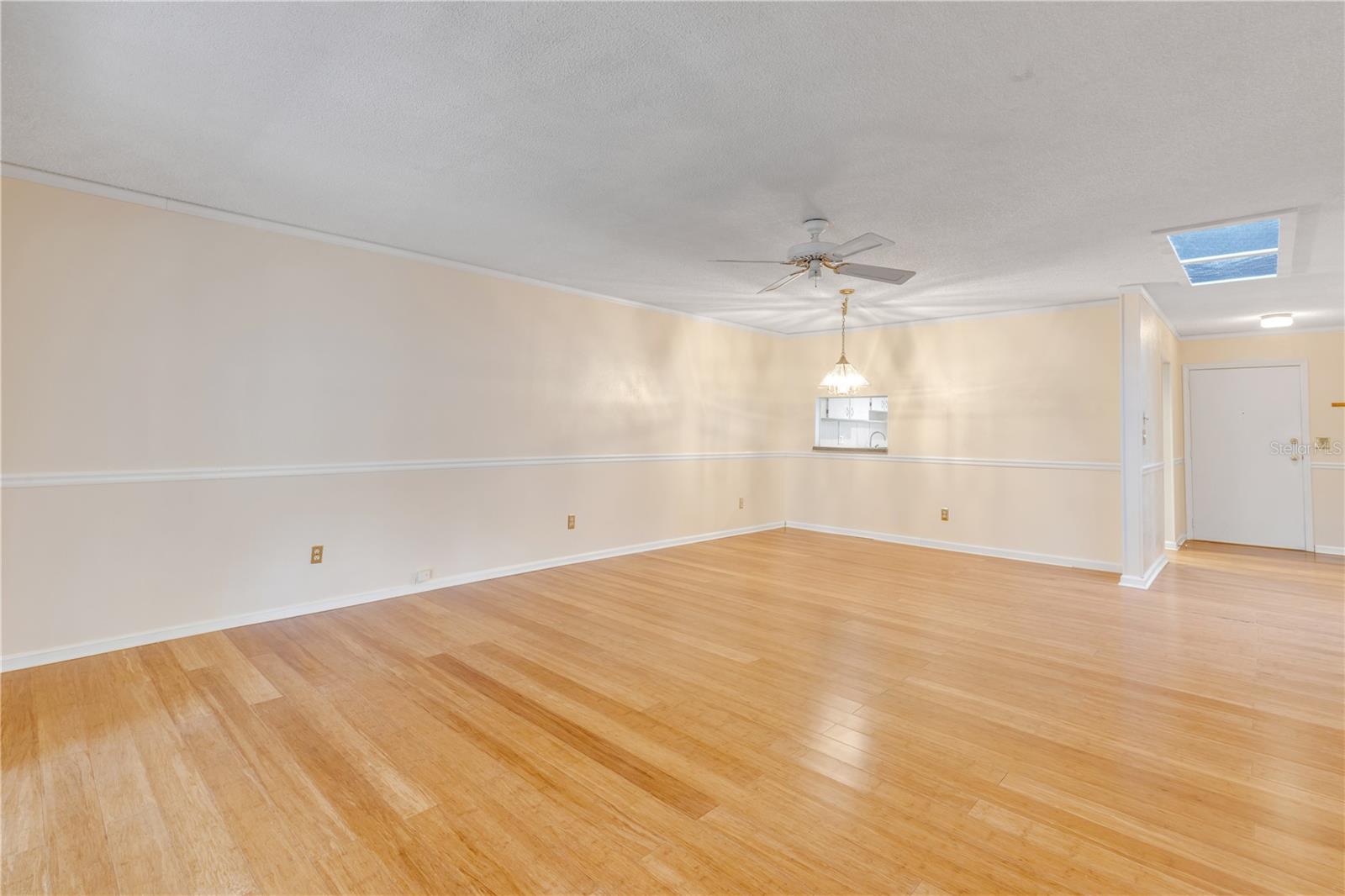 Image 9 of 22 For 6 Stymie Lane