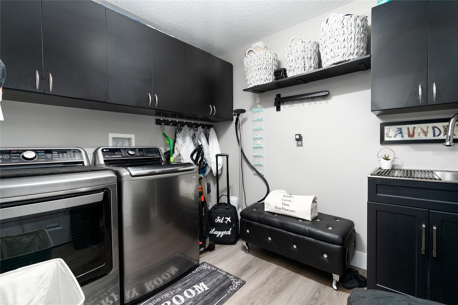 Image 25 of 40 For 830 Fairway Drive