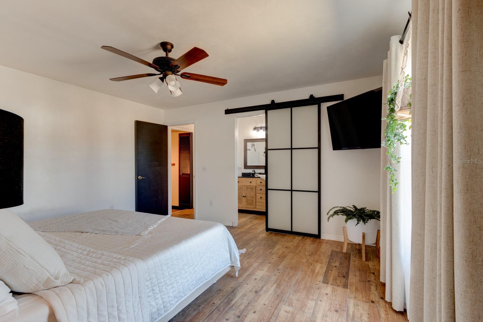 Image 14 of 40 For 117 Azalea Road