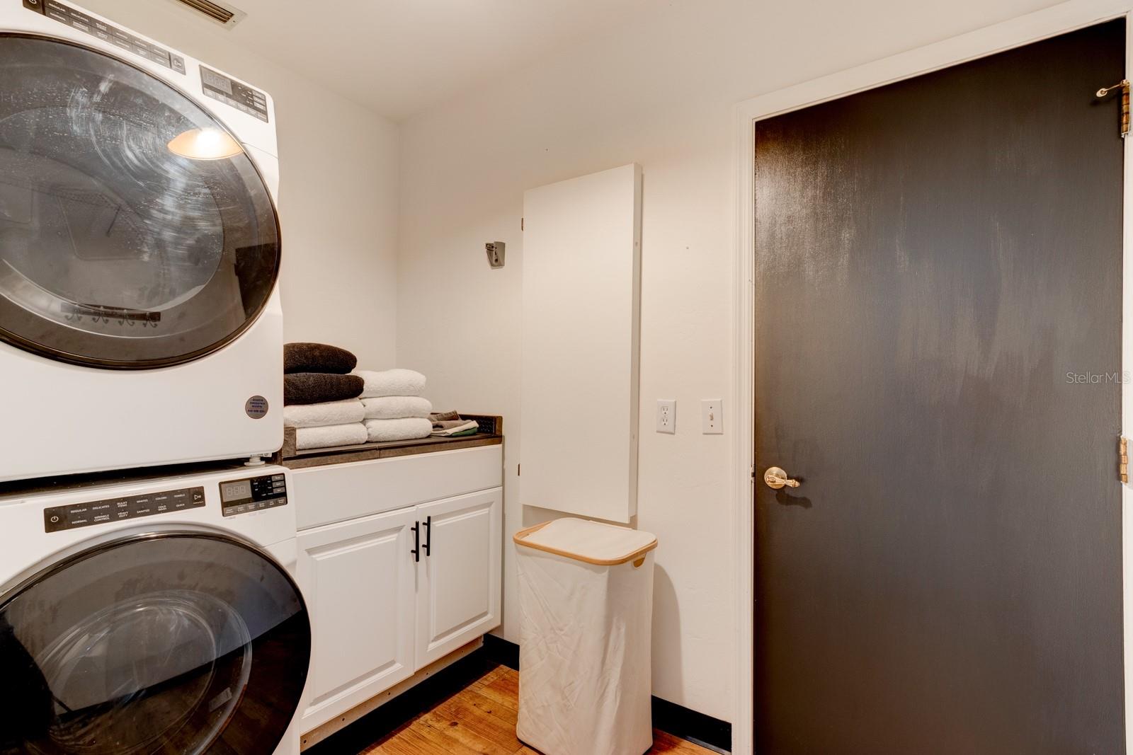 Image 23 of 40 For 117 Azalea Road