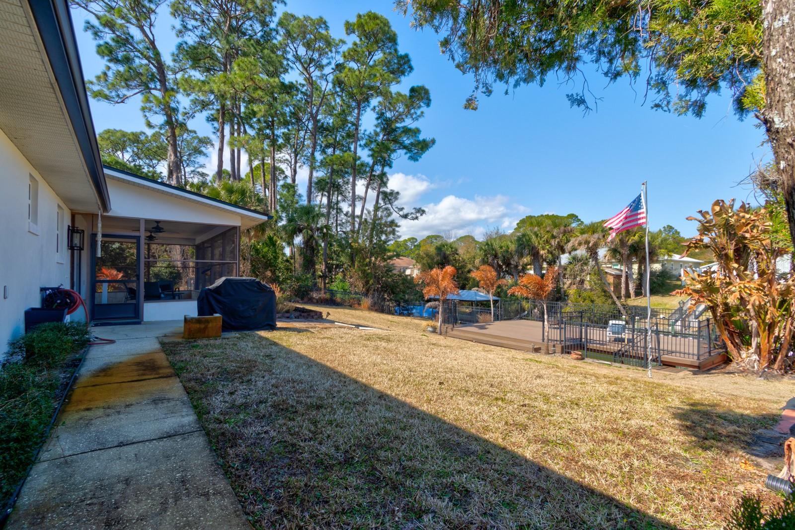 Image 35 of 40 For 117 Azalea Road