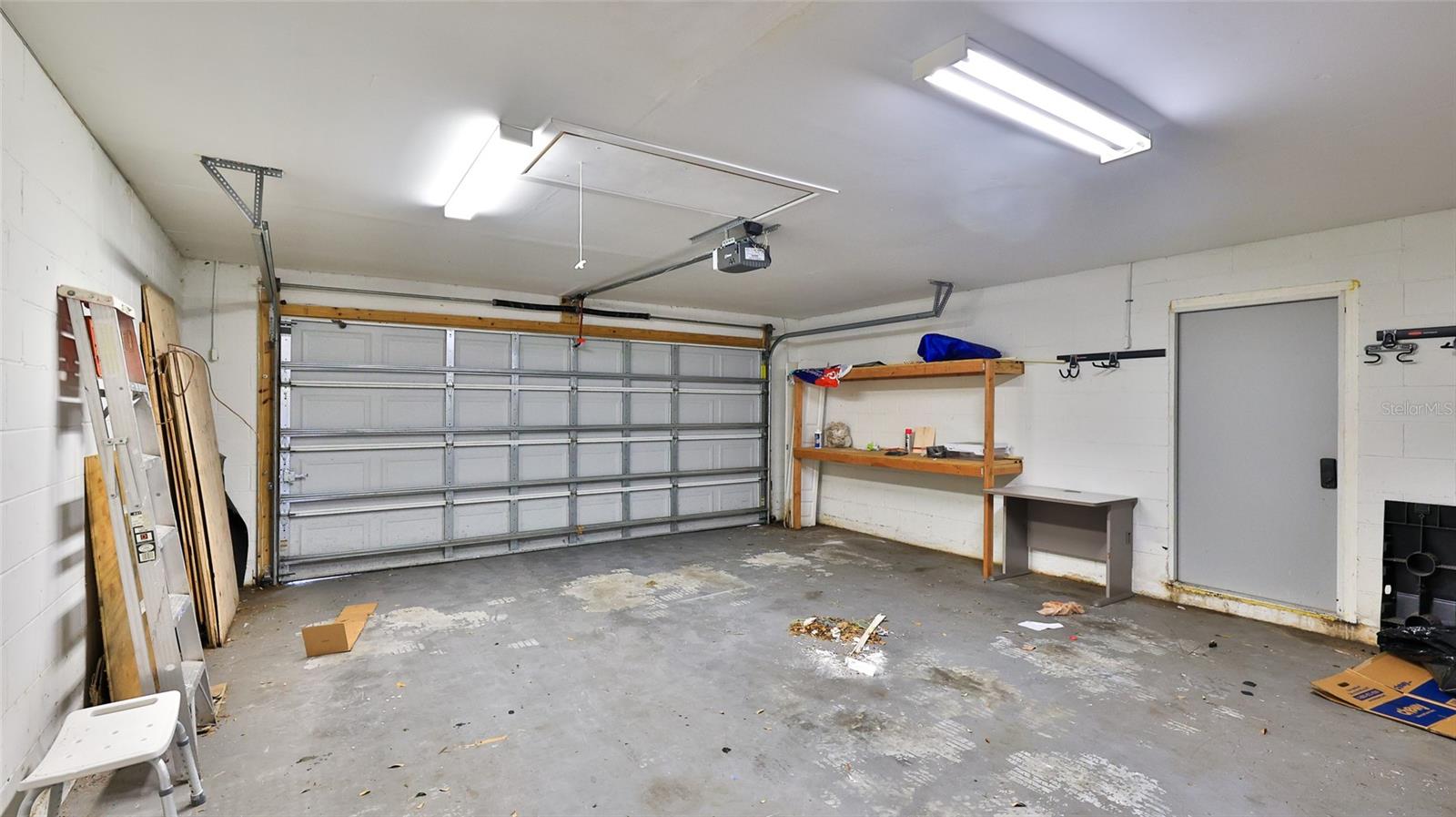 Image 15 of 38 For 2531 Needle Palm Drive