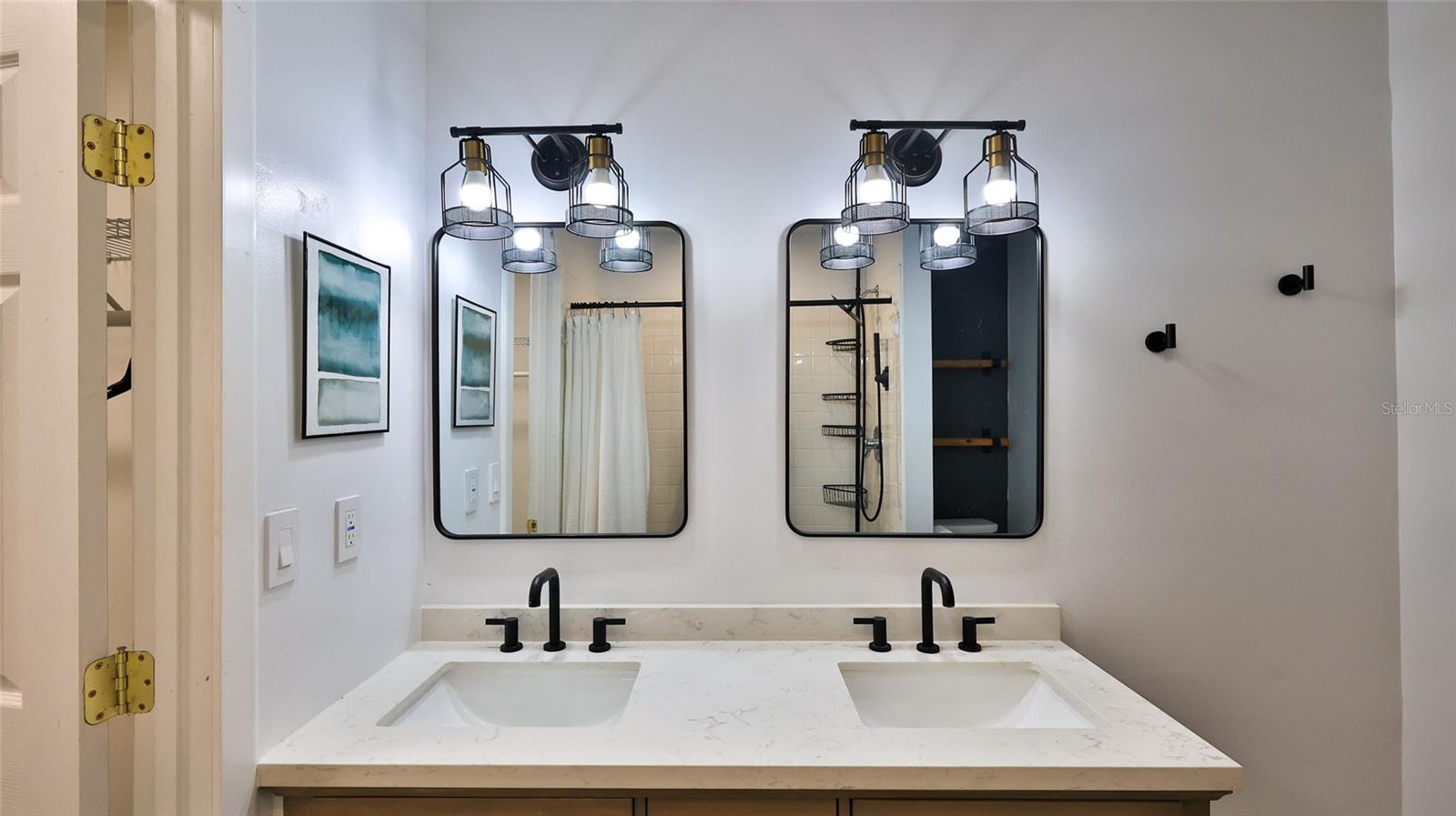 Image 26 of 38 For 2531 Needle Palm Drive