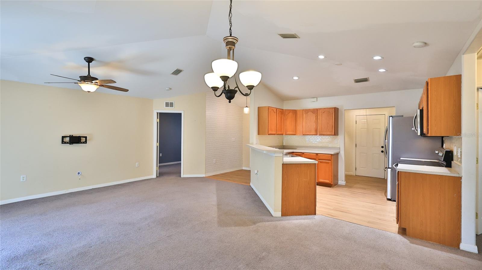 Image 8 of 38 For 2531 Needle Palm Drive