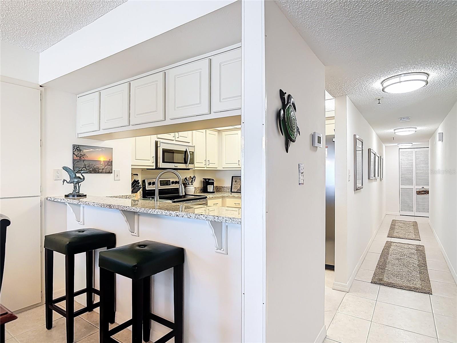 Image 10 of 43 For 5207 Atlantic Avenue 822