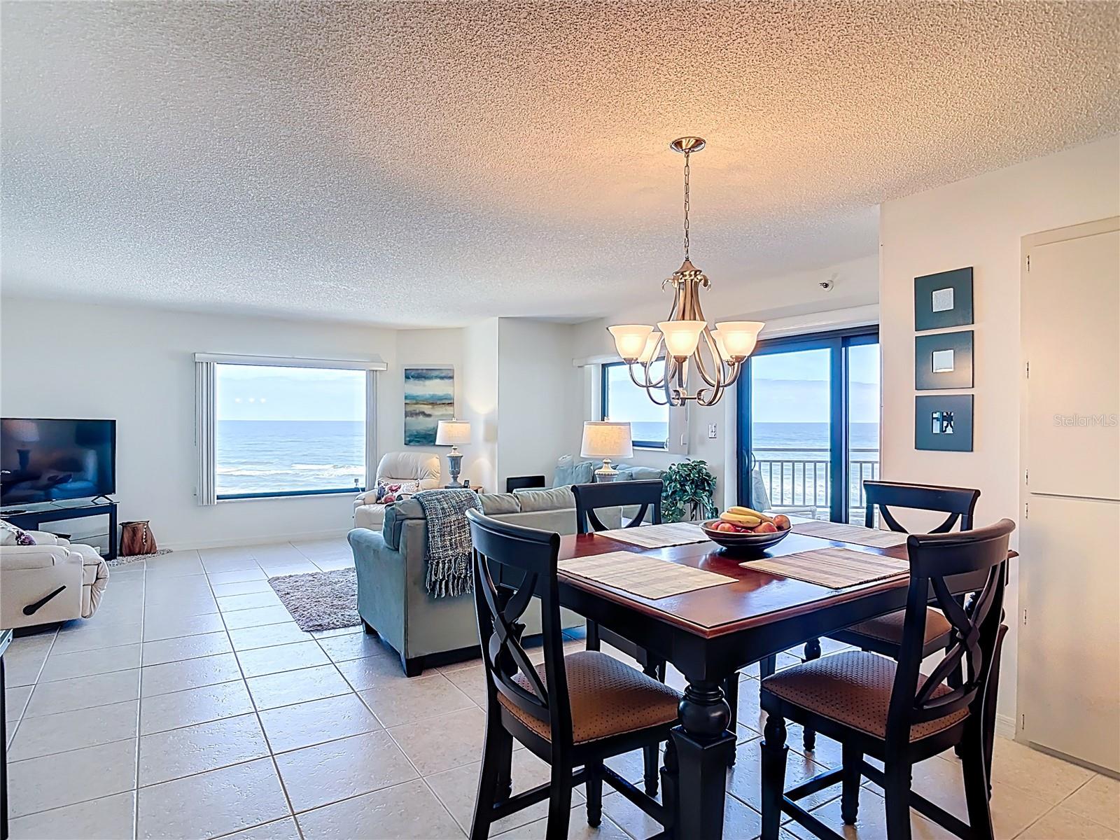 Image 15 of 43 For 5207 Atlantic Avenue 822