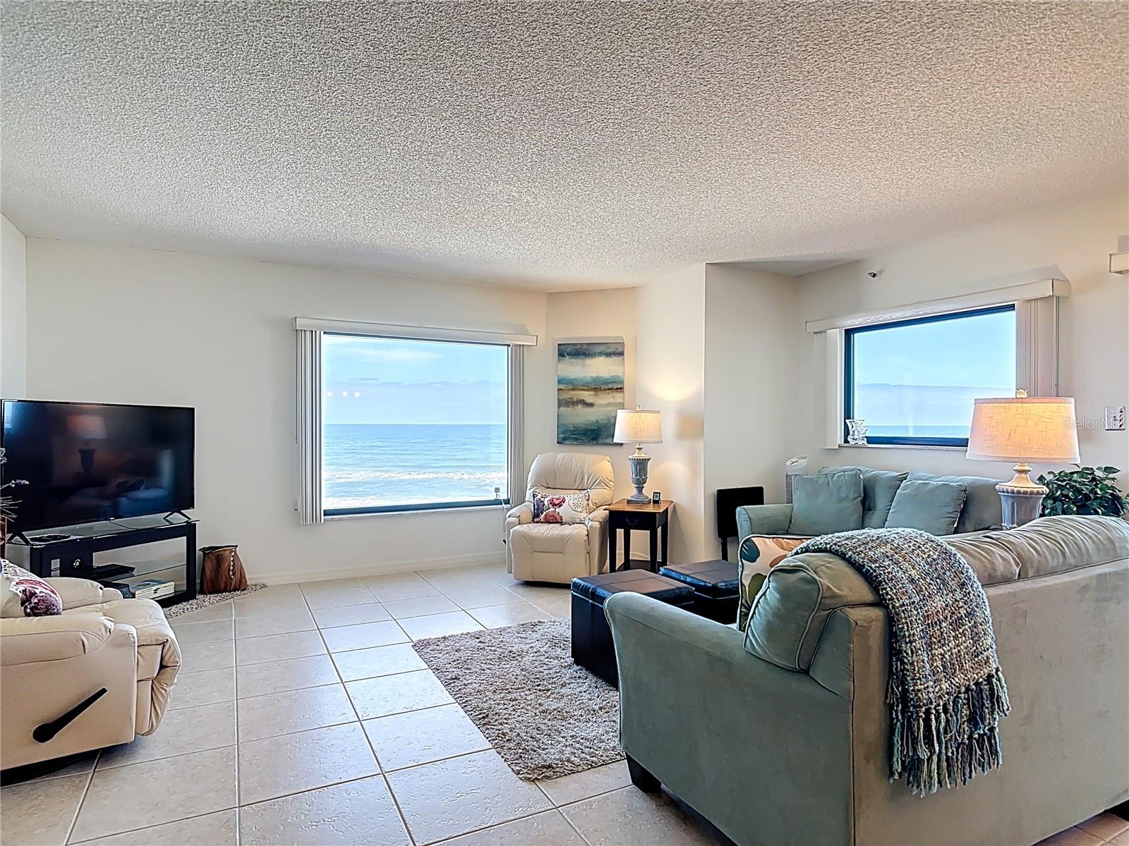 Image 18 of 43 For 5207 Atlantic Avenue 822