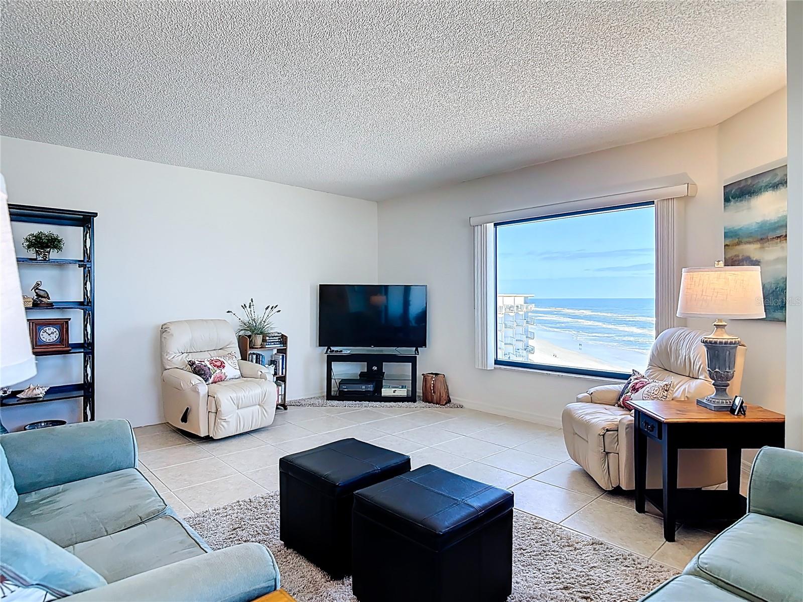 Image 19 of 43 For 5207 Atlantic Avenue 822