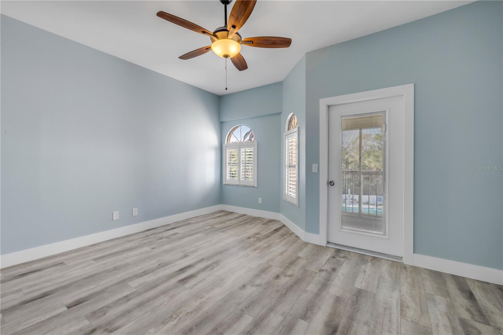 Image 37 of 80 For 135 Marina Bay Drive