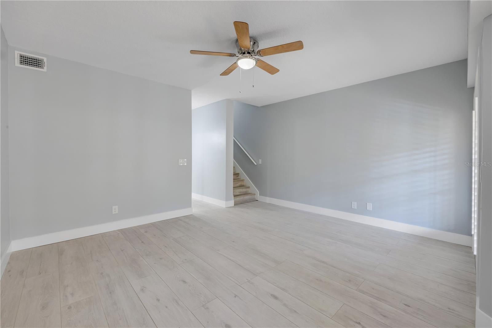 Image 45 of 80 For 135 Marina Bay Drive