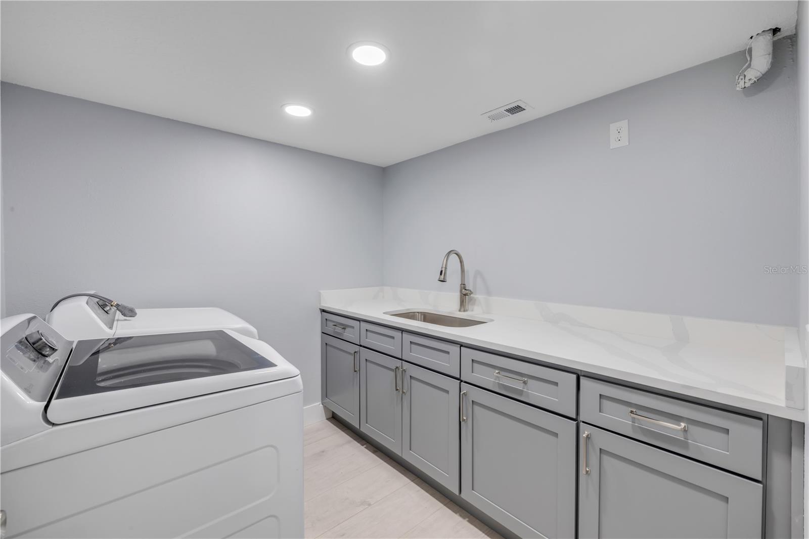 Image 48 of 80 For 135 Marina Bay Drive