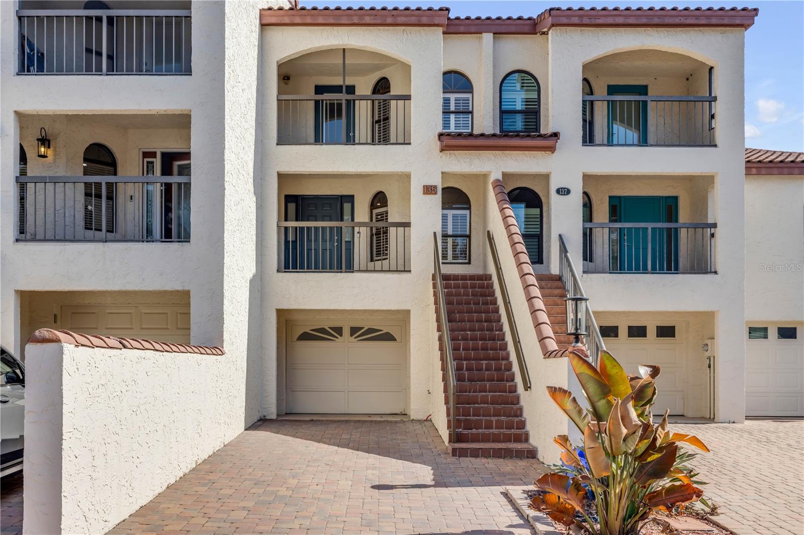 Image 52 of 80 For 135 Marina Bay Drive