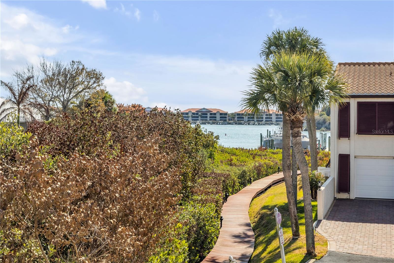 Image 53 of 80 For 135 Marina Bay Drive