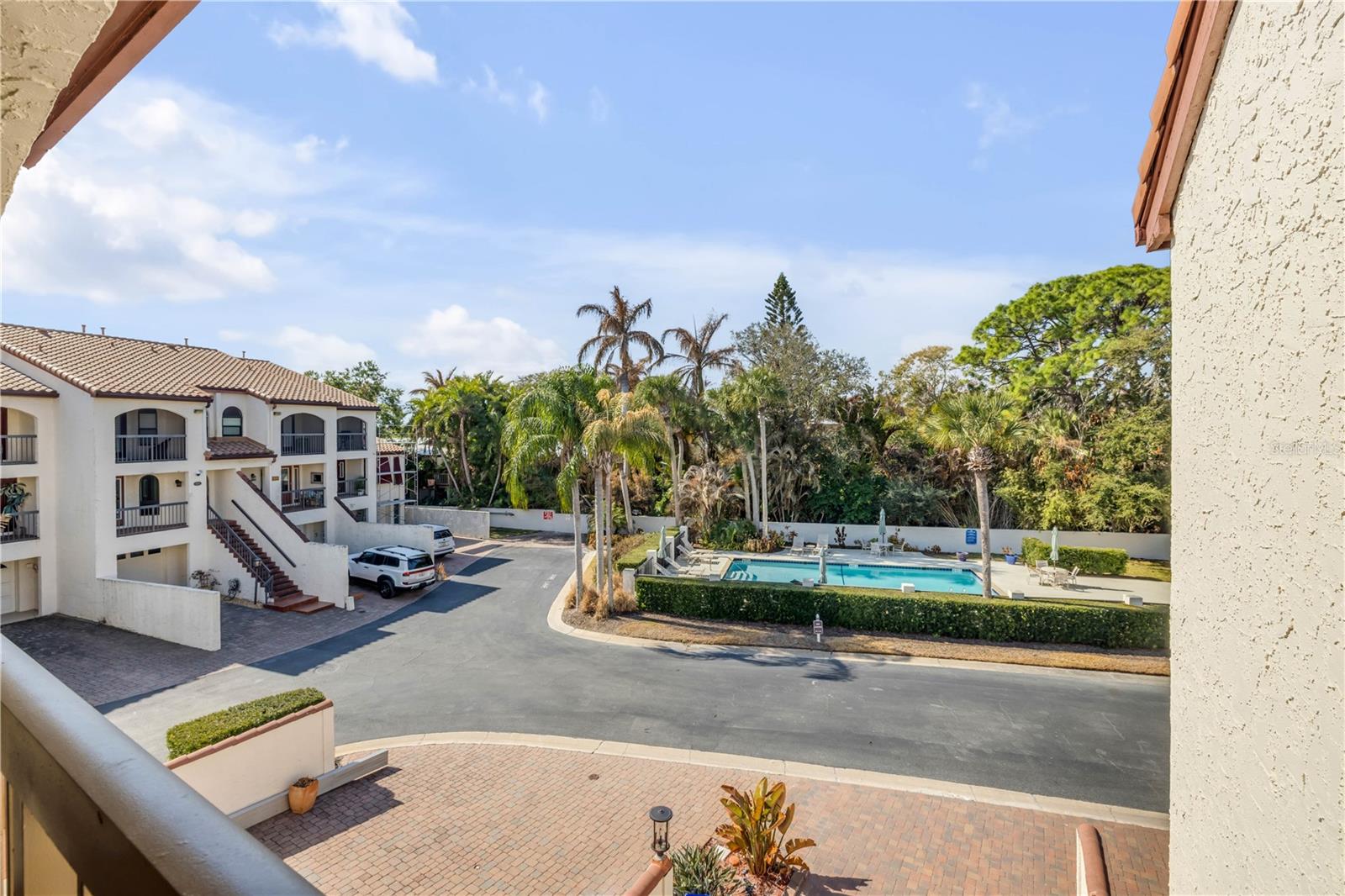 Image 55 of 80 For 135 Marina Bay Drive