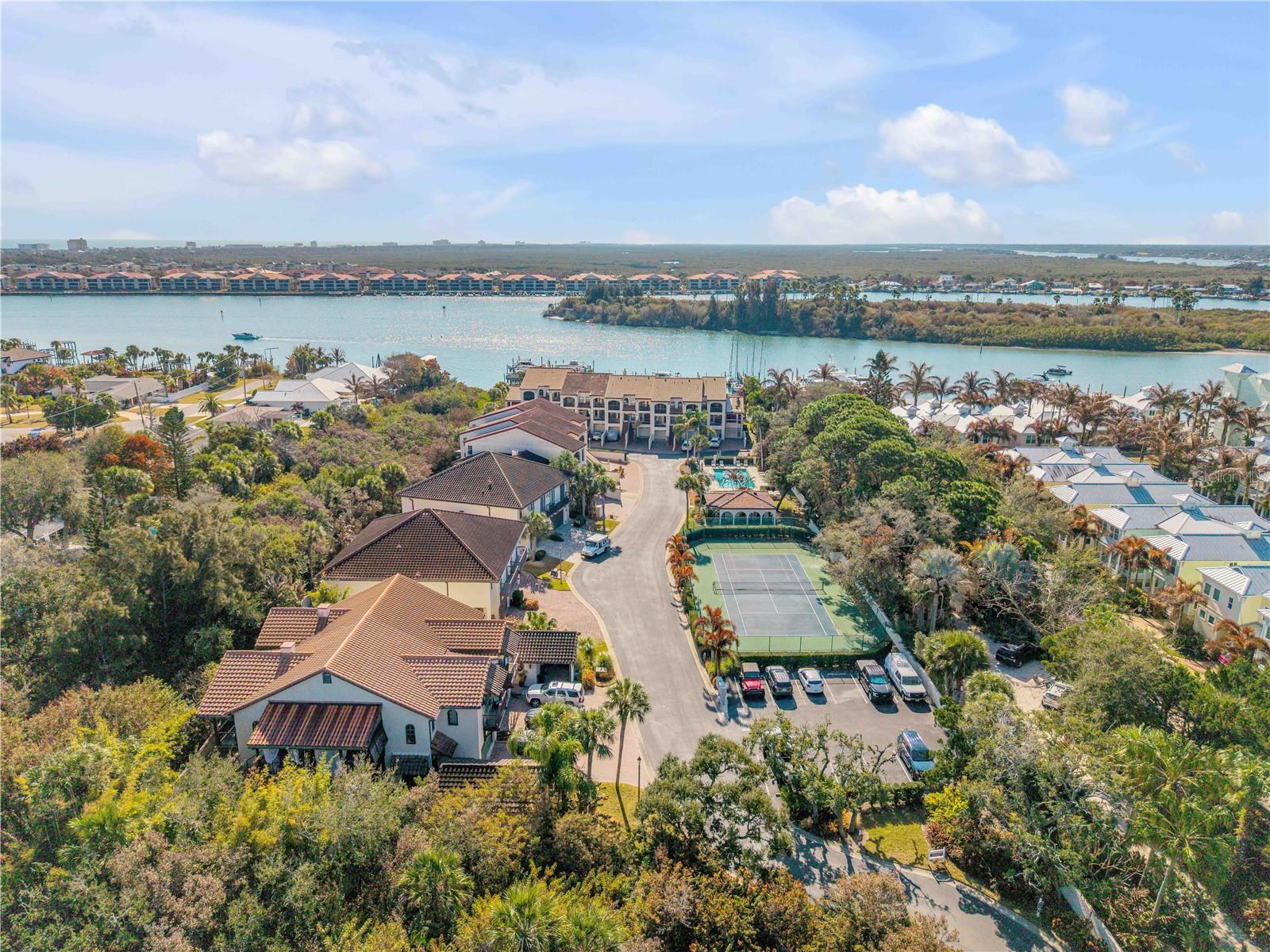 Image 6 of 80 For 135 Marina Bay Drive