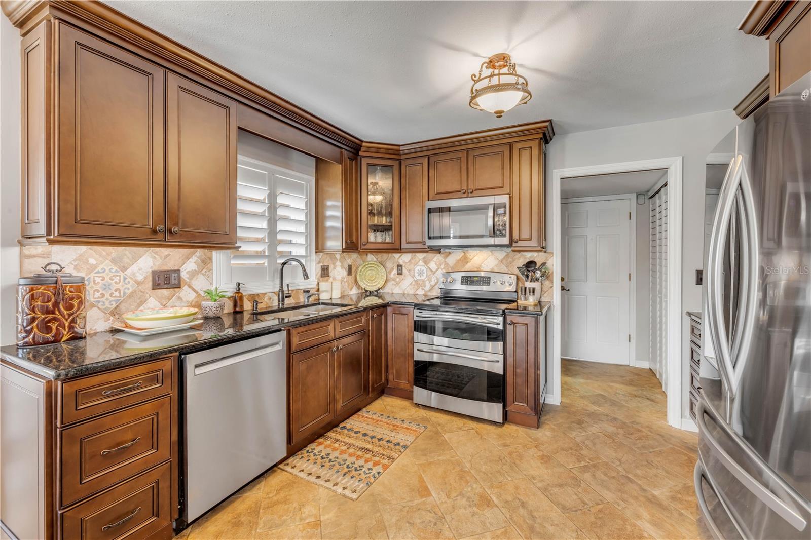 Image 32 of 99 For 102 Via Duomo