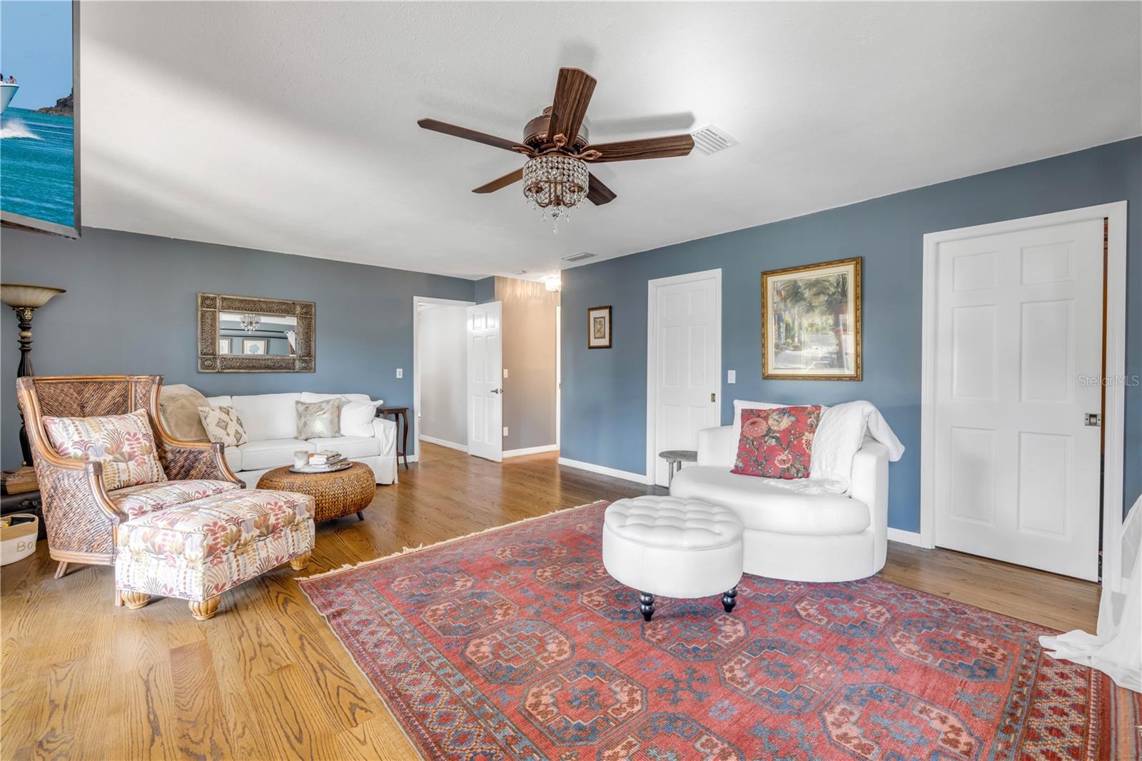 Image 42 of 99 For 102 Via Duomo