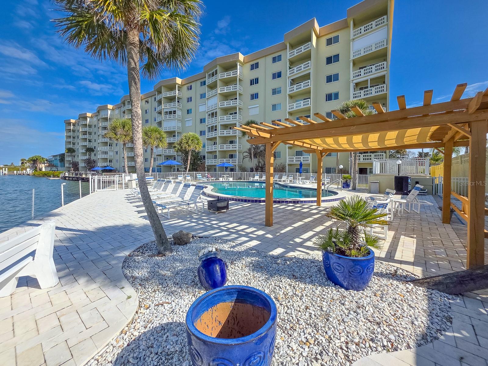 Image 41 of 61 For 3606 Peninsula Drive 208