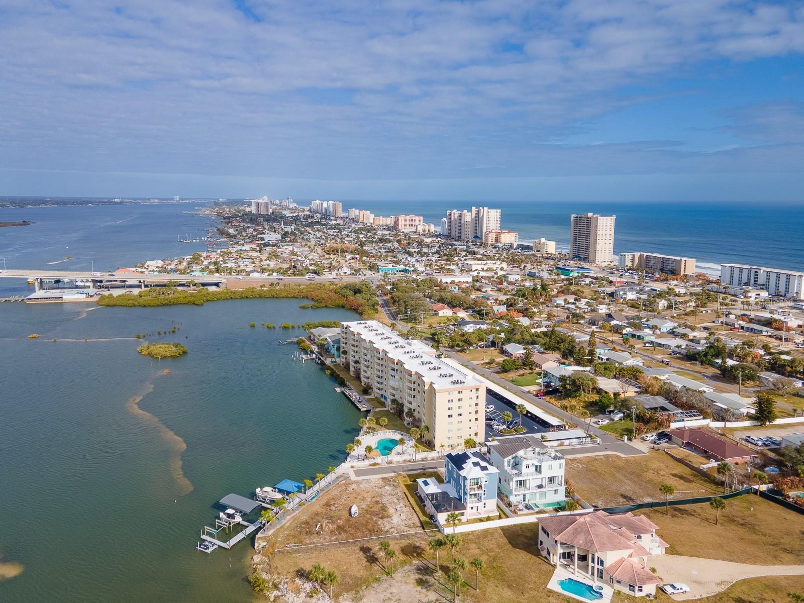 Image 59 of 61 For 3606 Peninsula Drive 208