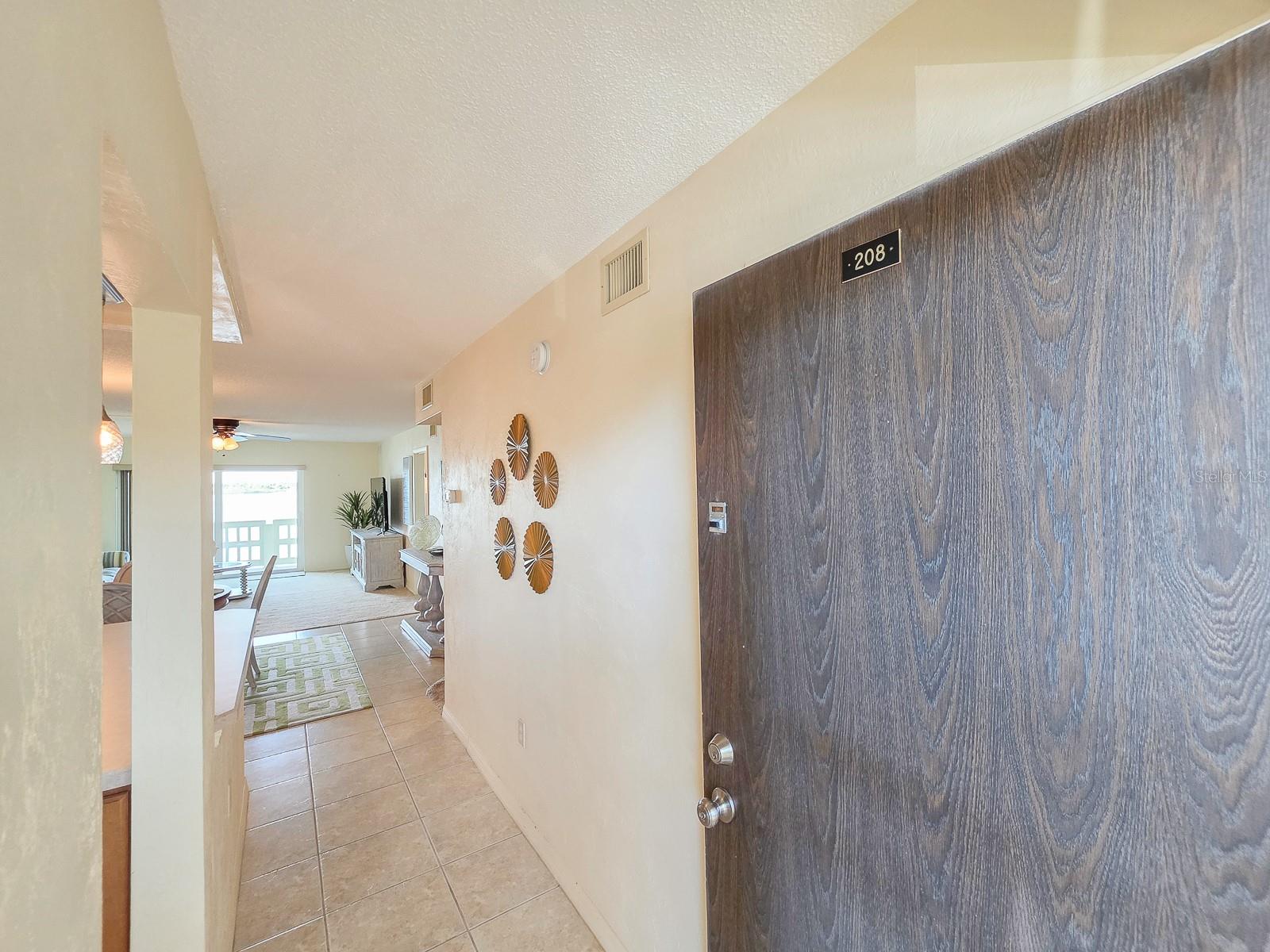 Image 6 of 61 For 3606 Peninsula Drive 208