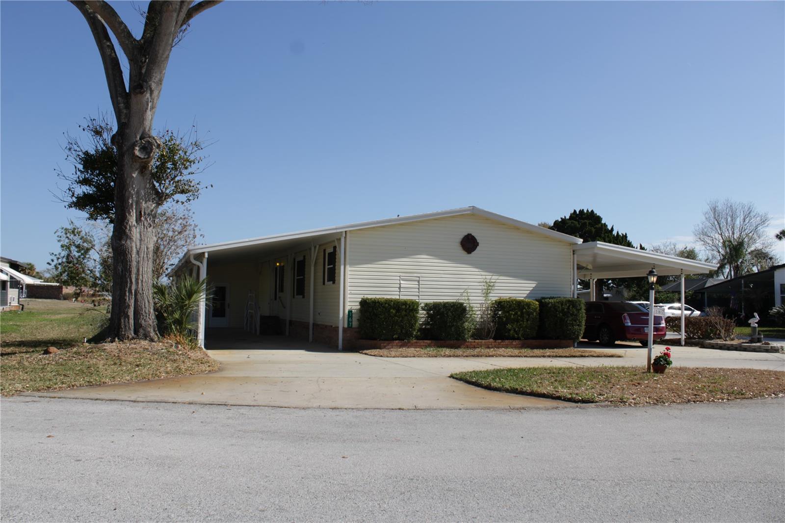 Image 11 of 42 For 167 Indian River Drive N