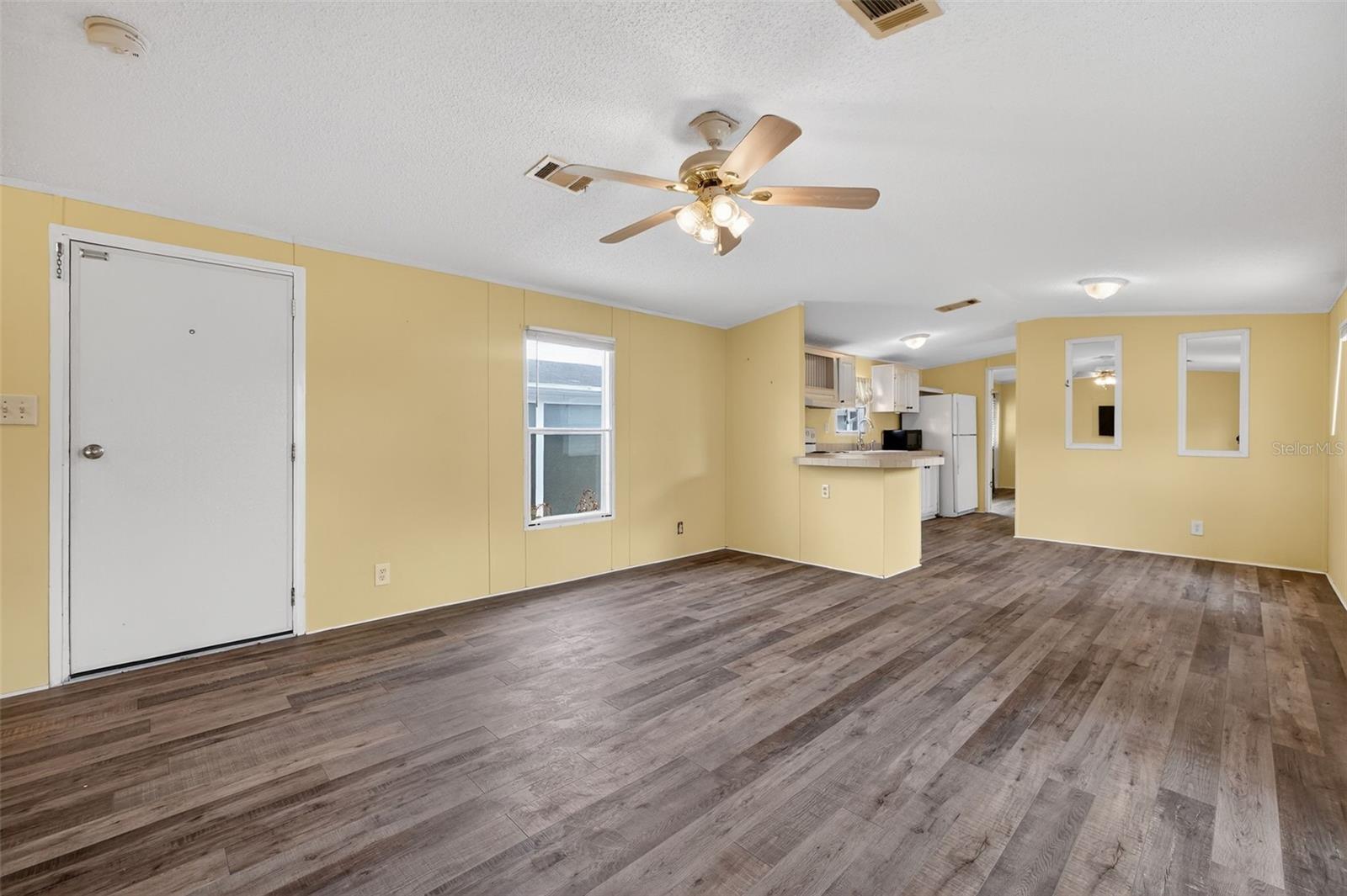 Image 25 of 47 For 153 Gary Avenue