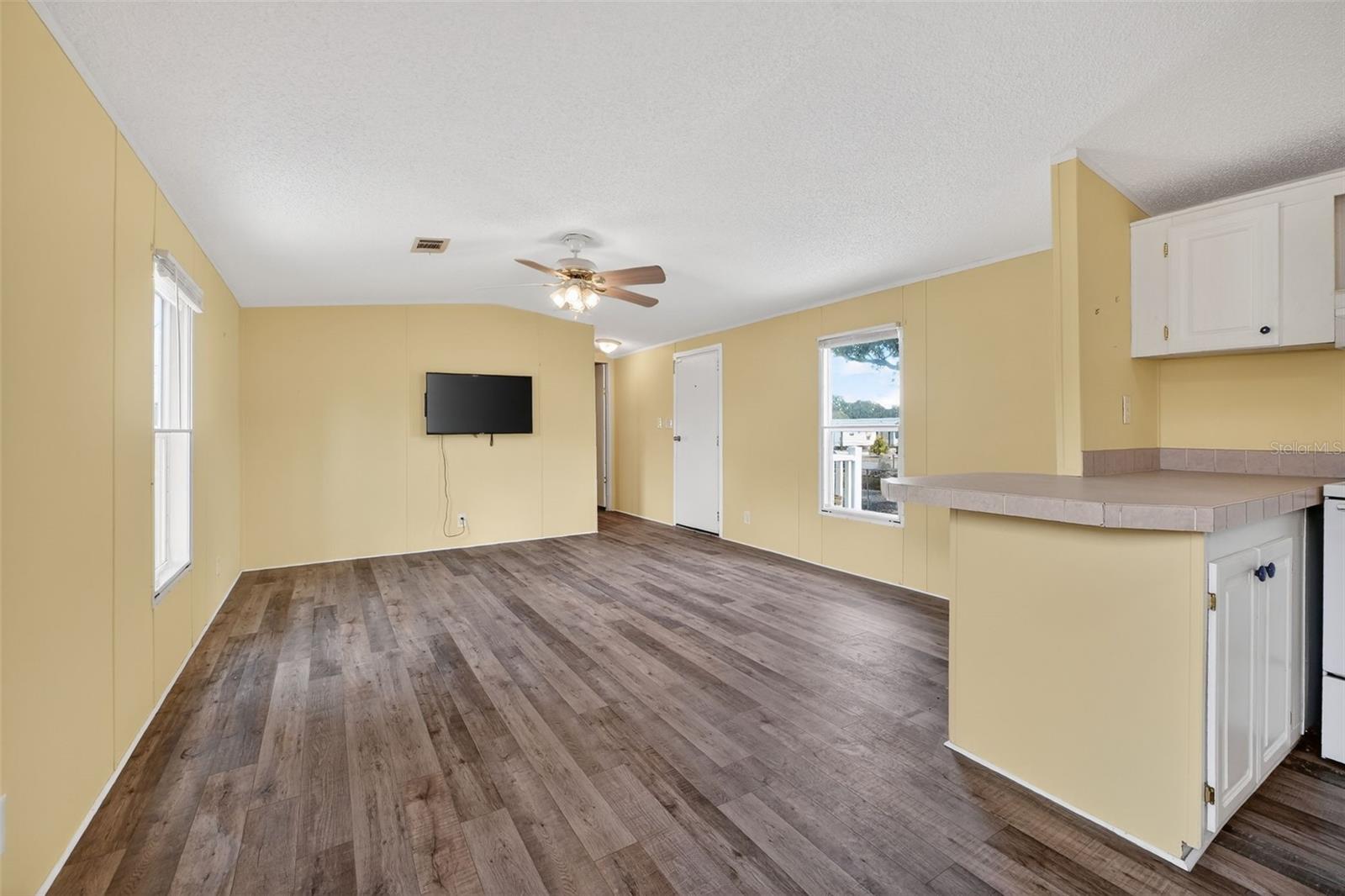 Image 26 of 47 For 153 Gary Avenue