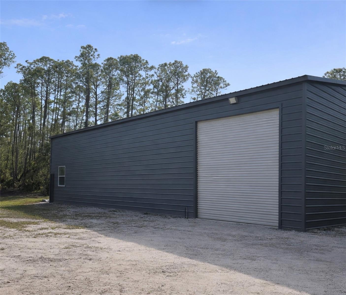 Image 3 of 5 For 425 Western Road