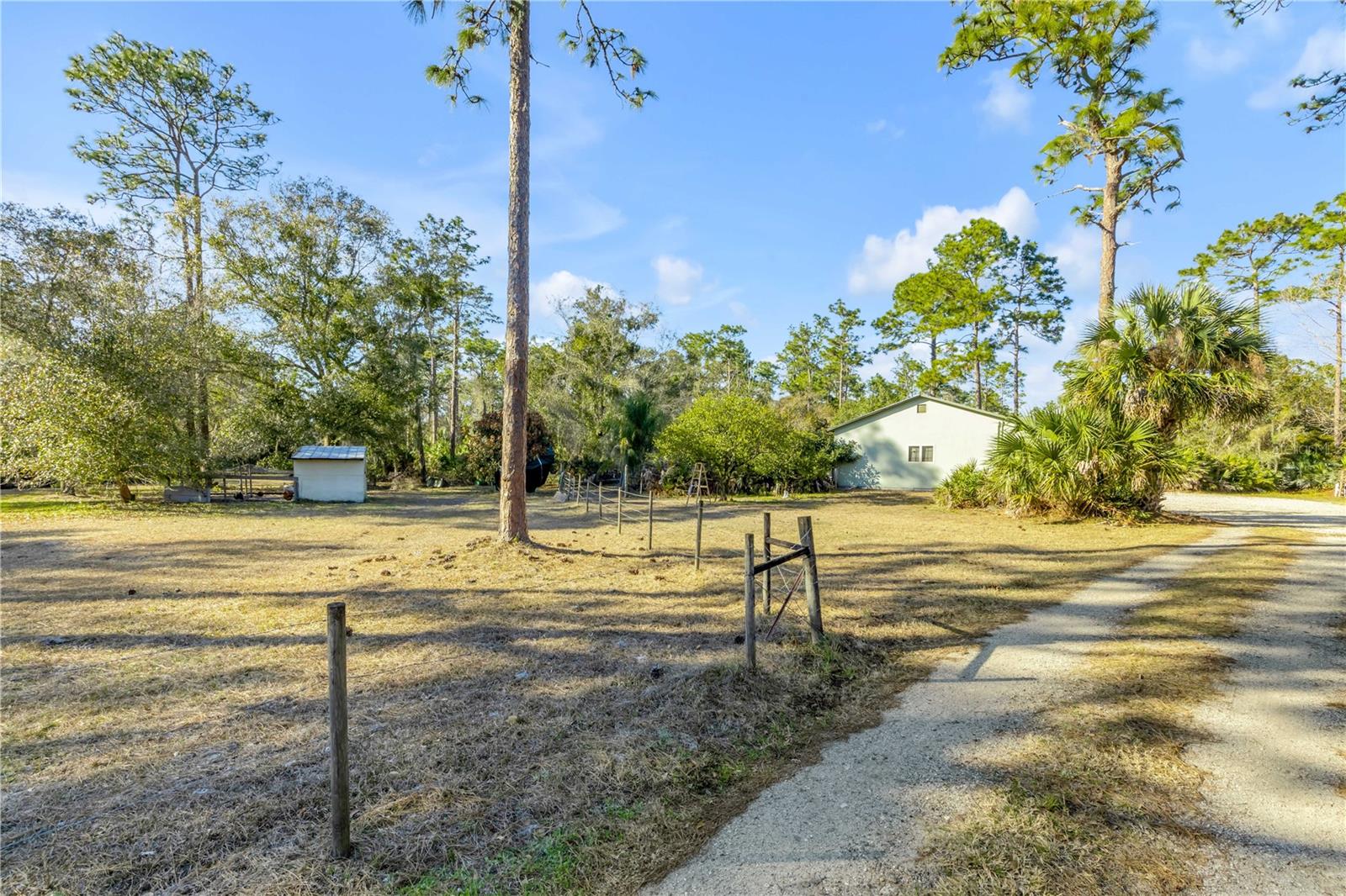 Image 21 of 24 For 4395 Lake Ashby Road