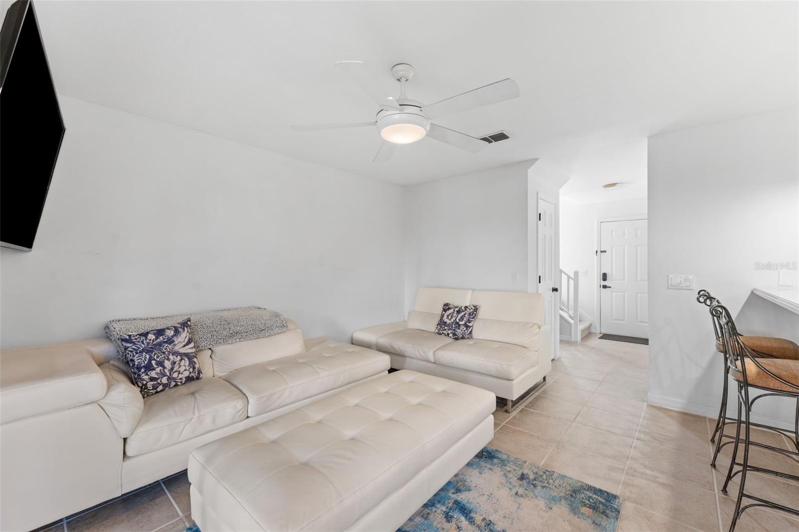 Image 16 of 41 For 178 Bluefish Place 5-10