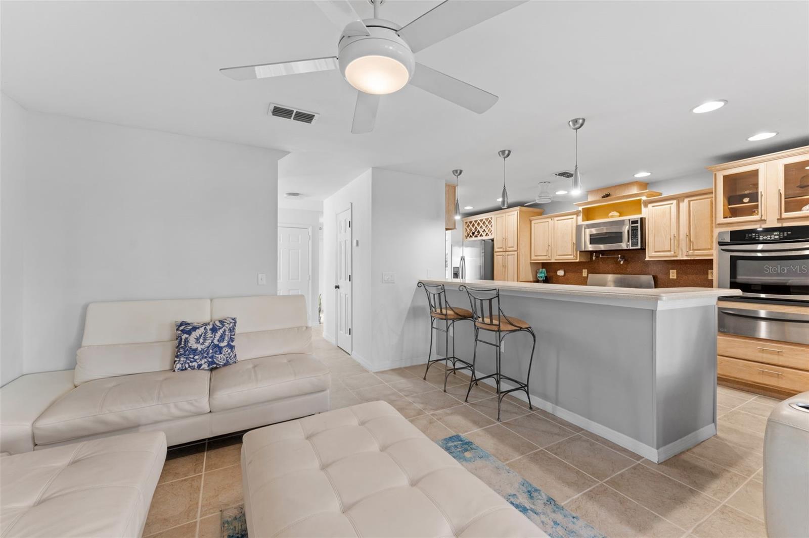 Image 18 of 41 For 178 Bluefish Place 5-10