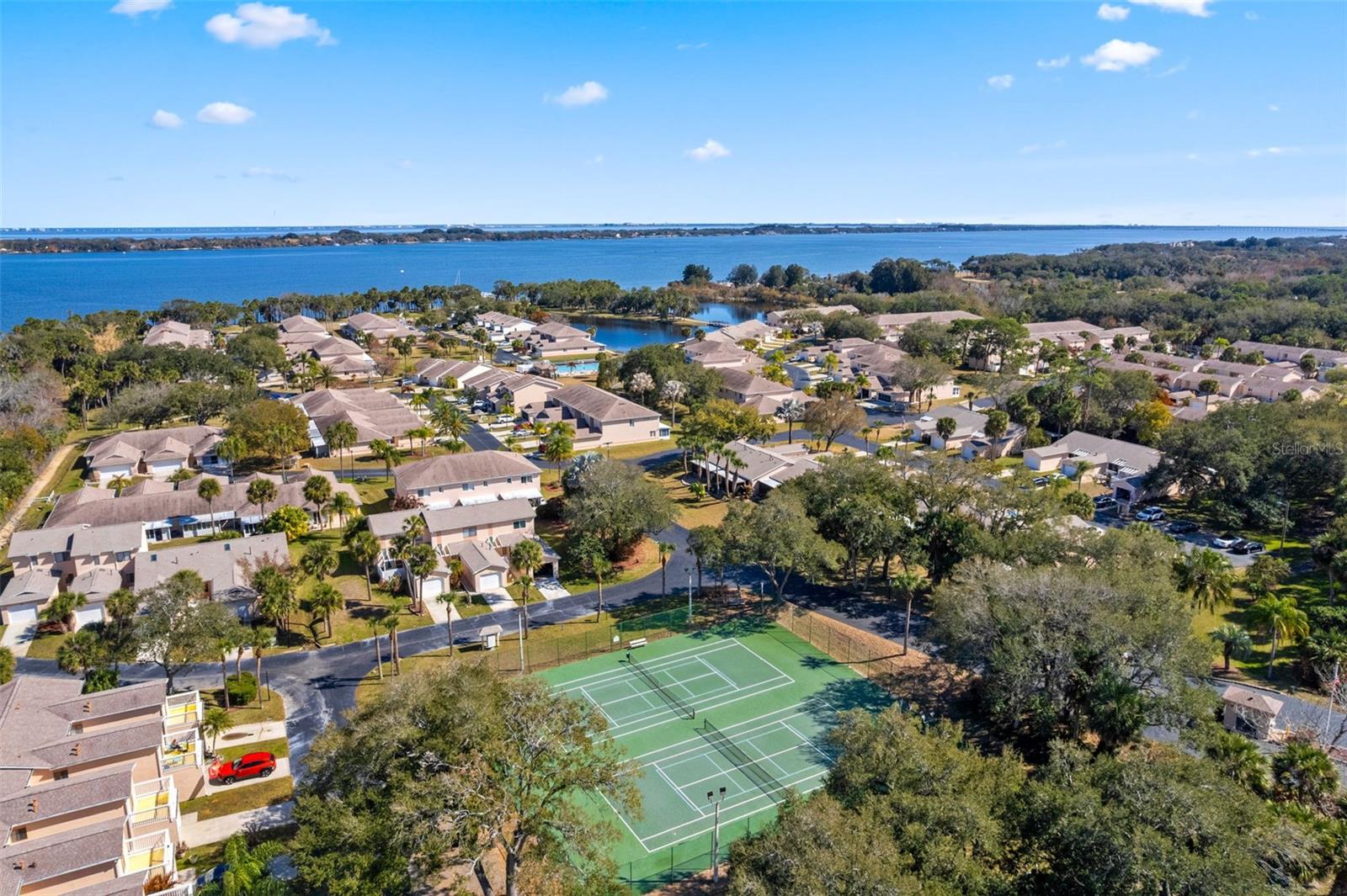 Image 37 of 41 For 178 Bluefish Place 5-10